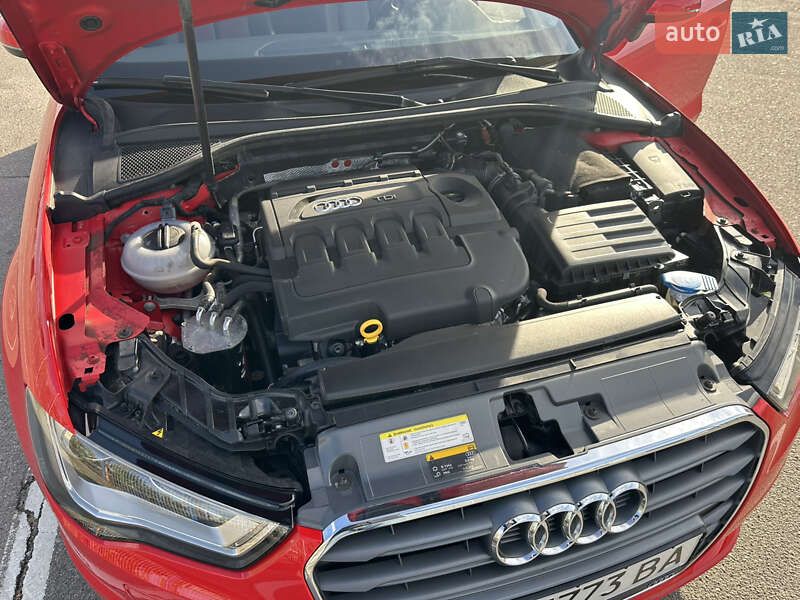 Седан Audi A3 2016 в Днепре