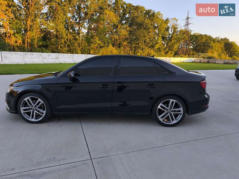 Седан Audi A3 2017 в Луцьку фото 12 Седан Audi A3 2017 в Луцьку