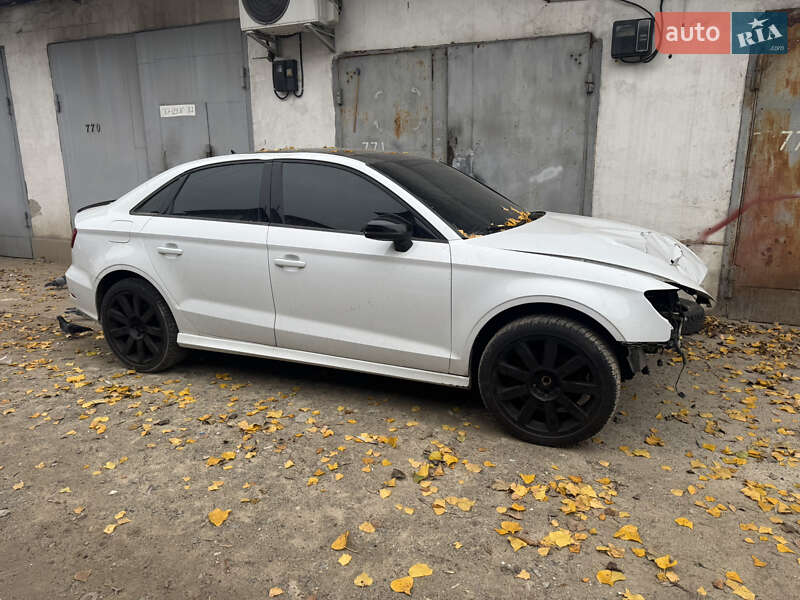 Седан Audi A3 2014 в Києві фото 9 Седан Audi A3 2014 в Києві