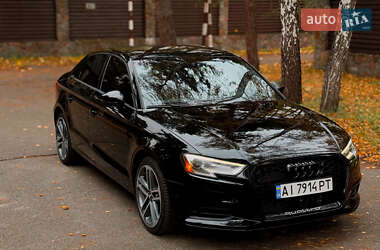 Седан Audi A3 2016 в Обухове