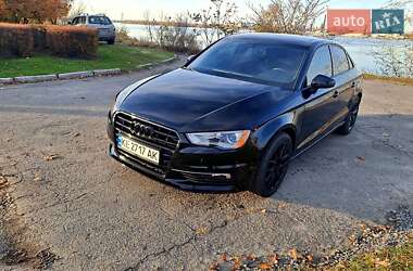 Седан Audi A3 2015 в Дніпрі