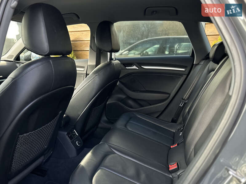 Хетчбек Audi A3 2019 в Шептицькому