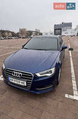 Хетчбек Audi A3 2016 в Житомирі