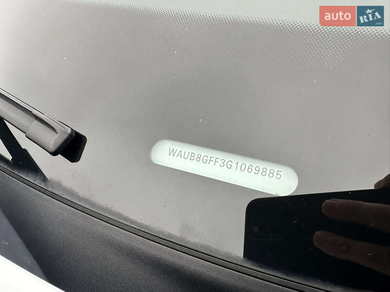 Седан Audi A3 2015 в Києві