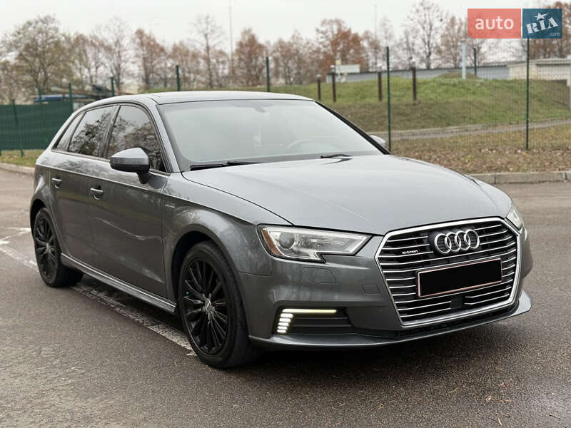 Хетчбек Audi A3 2016 в Києві фото 2 Хетчбек Audi A3 2016 в Києві