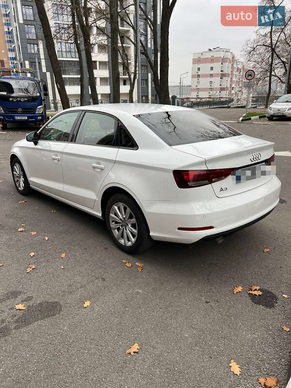 Хетчбек Audi A3 2015 в Харкові