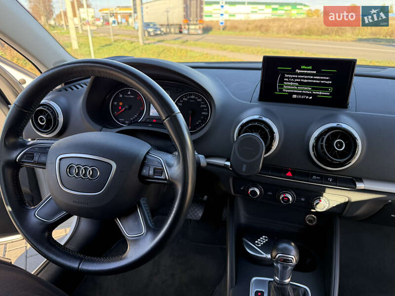 Седан Audi A3 2016 в Киеве