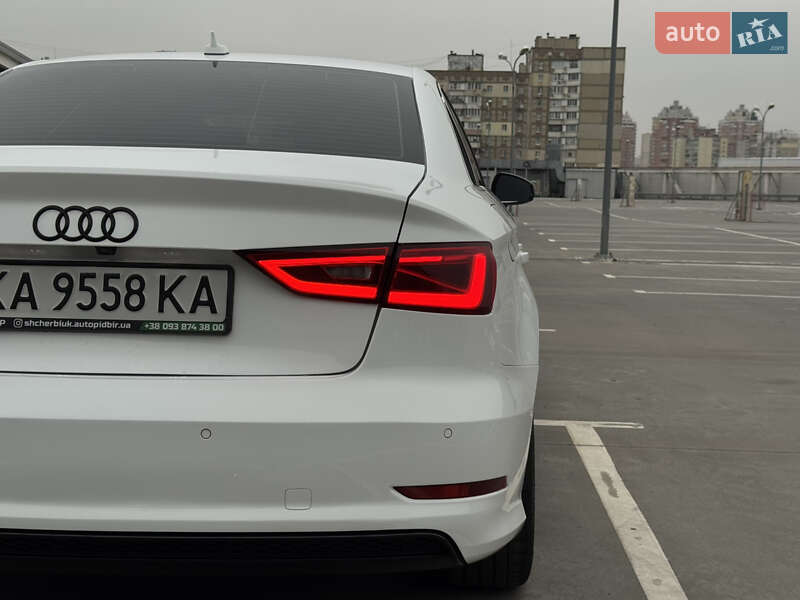Седан Audi A3 2015 в Києві