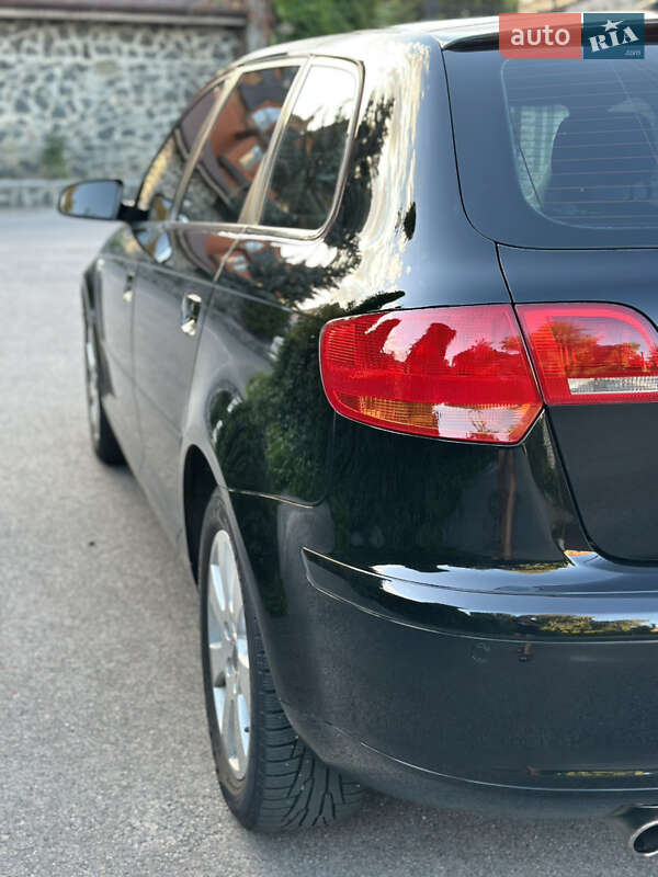 Хэтчбек Audi A3 2008 в Киеве