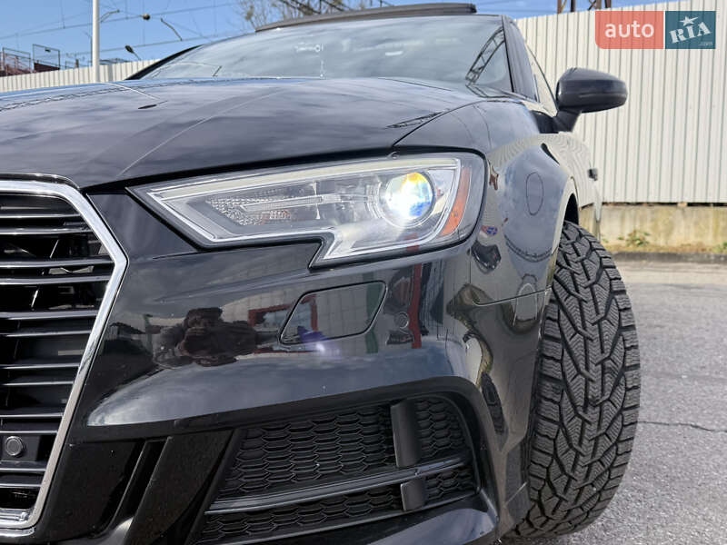 Седан Audi A3 2017 в Сваляве