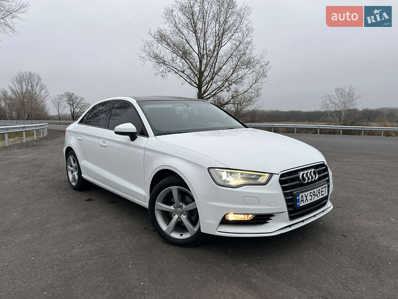 Седан Audi A3 2015 в Балаклее