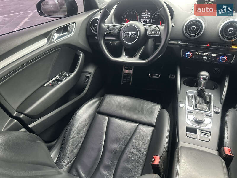 Седан Audi A3 2017 в Киеве фото 18 Седан Audi A3 2017 в Киеве