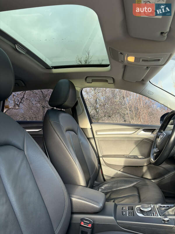 Хетчбек Audi A3 2015 в Кременчуці фото 22 Хетчбек Audi A3 2015 в Кременчуці