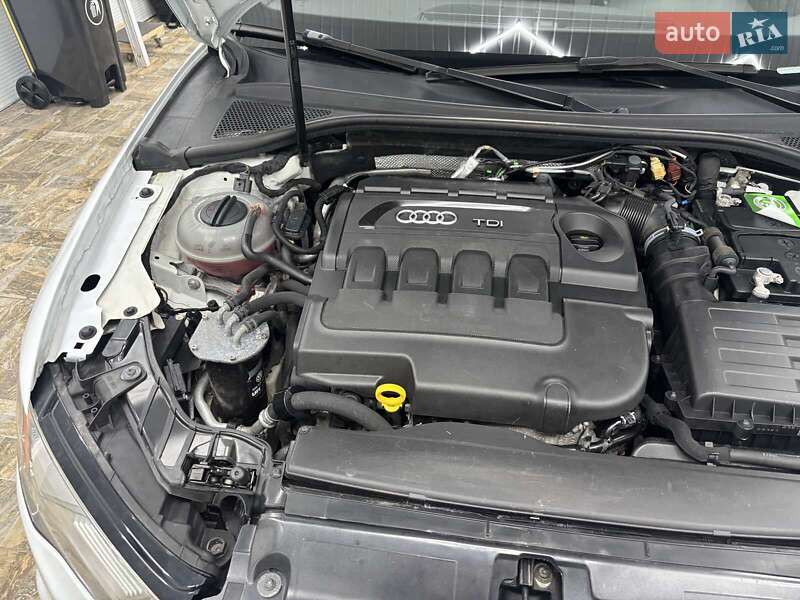 Седан Audi A3 2015 в Києві фото 18 Седан Audi A3 2015 в Києві