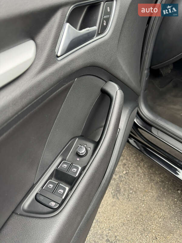 Седан Audi A3 2015 в Киеве