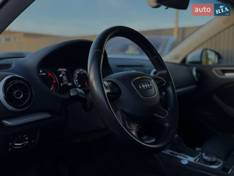 Седан Audi A3 2015 в Львове фото 11 Седан Audi A3 2015 в Львове
