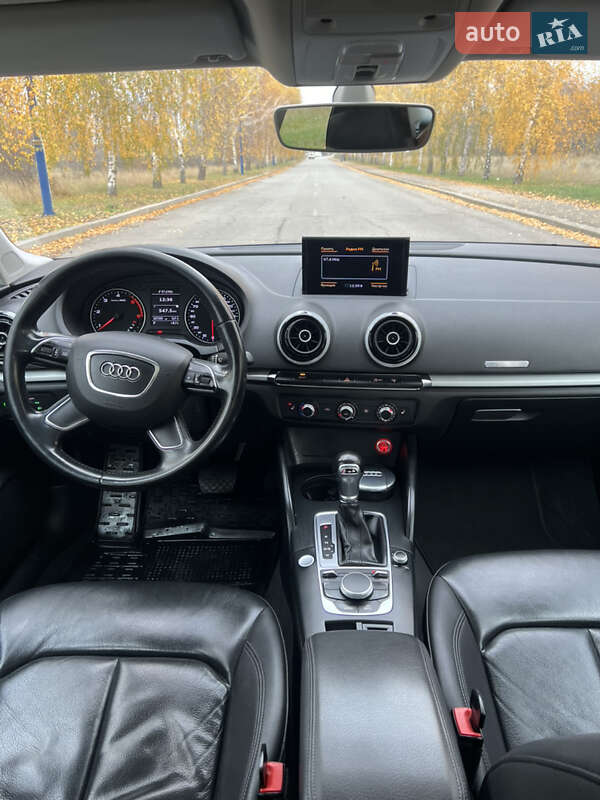 Седан Audi A3 2016 в Запорожье
