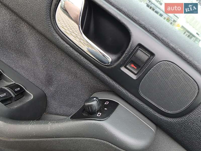 Хетчбек Audi A3 1999 в Львові фото 51 Хетчбек Audi A3 1999 в Львові