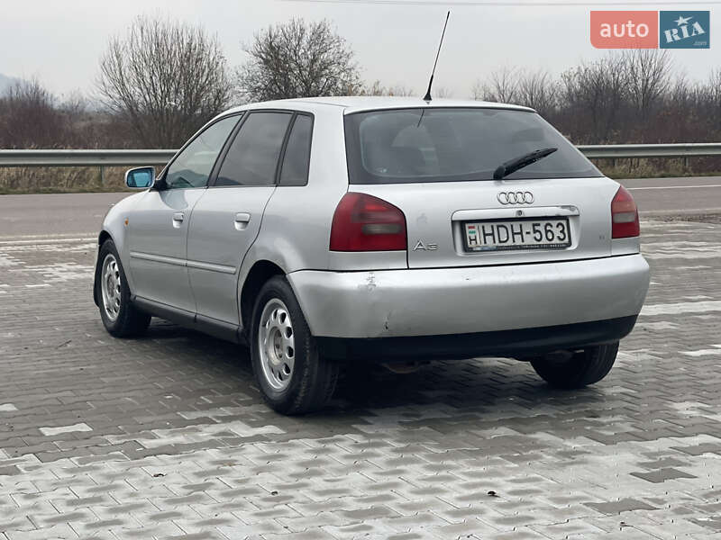 Хетчбек Audi A3 2001 в Хусті