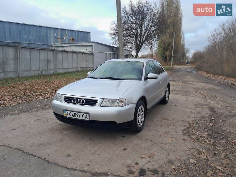 Хэтчбек Audi A3 1999 в Прилуках