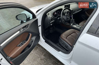 Седан Audi A3 2014 в Львові