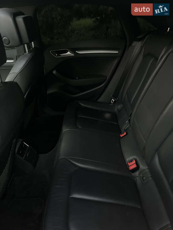 Седан Audi A3 2017 в Львове