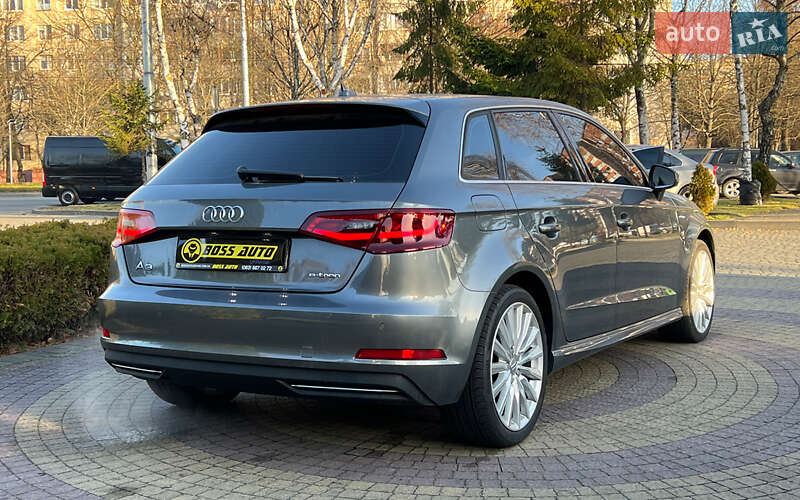 Хэтчбек Audi A3 2015 в Львове
