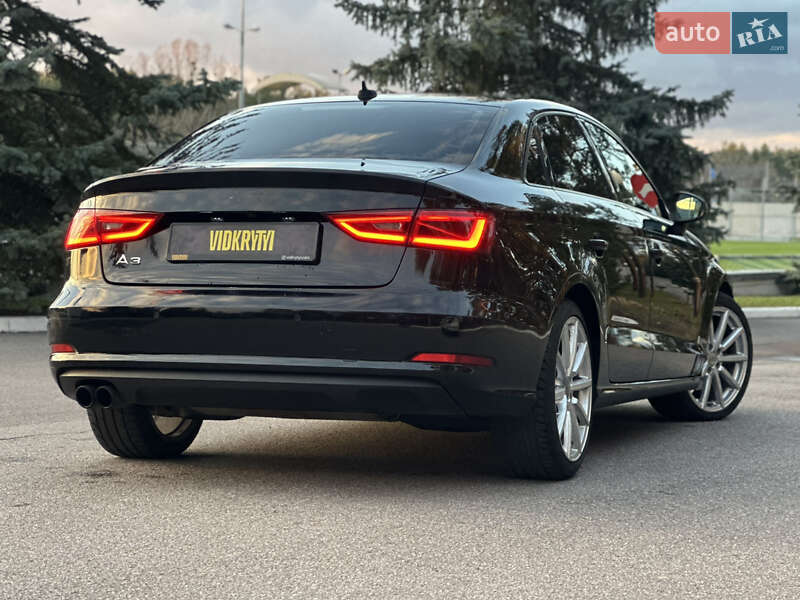 Седан Audi A3 2016 в Києві