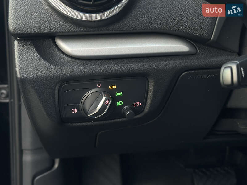 Седан Audi A3 2016 в Києві