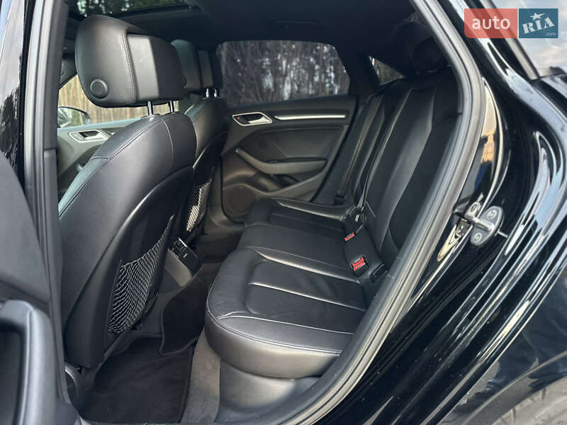 Седан Audi A3 2016 в Києві
