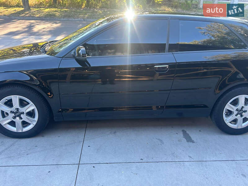 Хетчбек Audi A3 2010 в Дніпрі