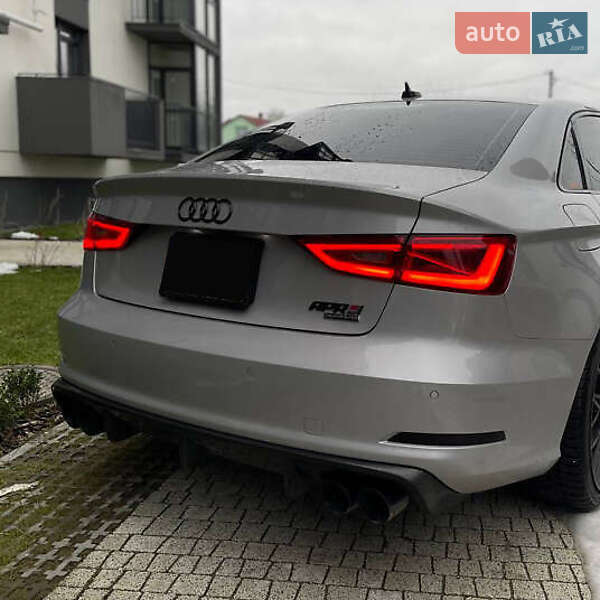 Седан Audi A3 2015 в Киеве