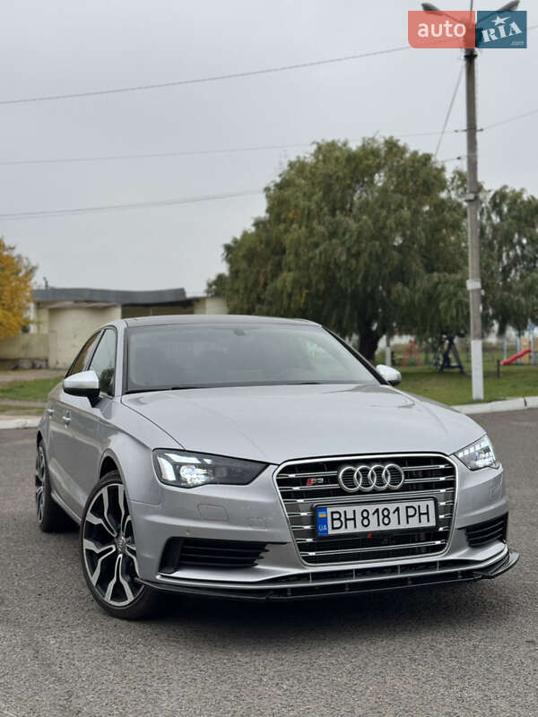 Седан Audi A3 2015 в Одессе