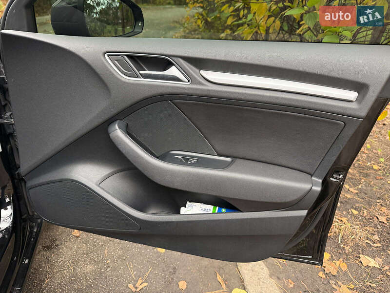 Хэтчбек Audi A3 2015 в Киеве фото 21 Хэтчбек Audi A3 2015 в Киеве