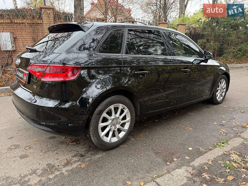 Хэтчбек Audi A3 2015 в Киеве фото 4 Хэтчбек Audi A3 2015 в Киеве