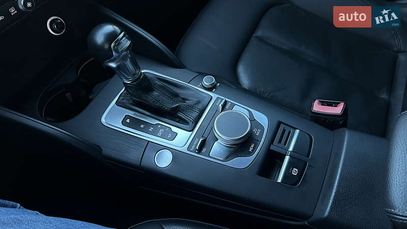 Хэтчбек Audi A3 2017 в Львове