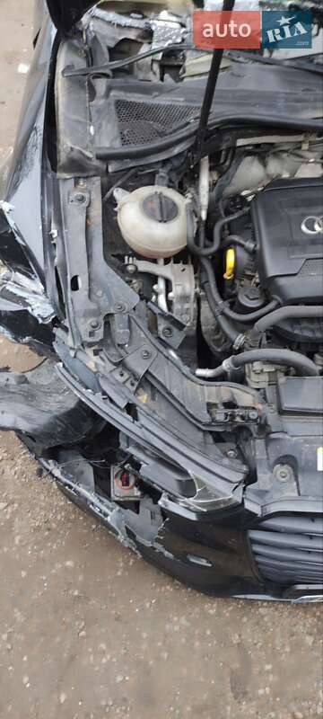 Седан Audi A3 2015 в Умані