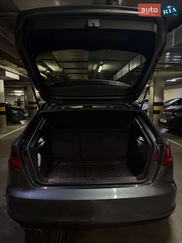 Хетчбек Audi A3 2016 в Києві