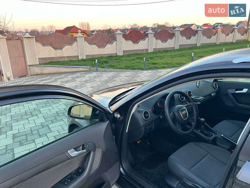 Хэтчбек Audi A3 2006 в Львове