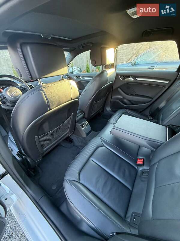 Хетчбек Audi A3 2016 в Ірпені