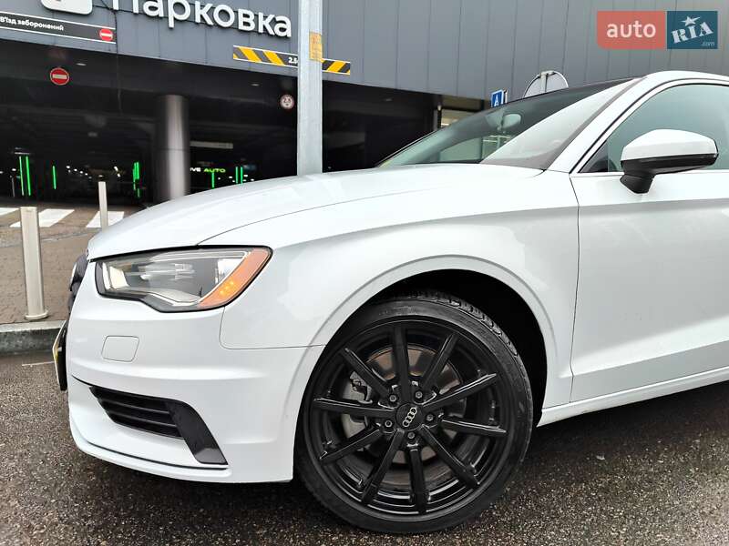 Седан Audi A3 2015 в Києві