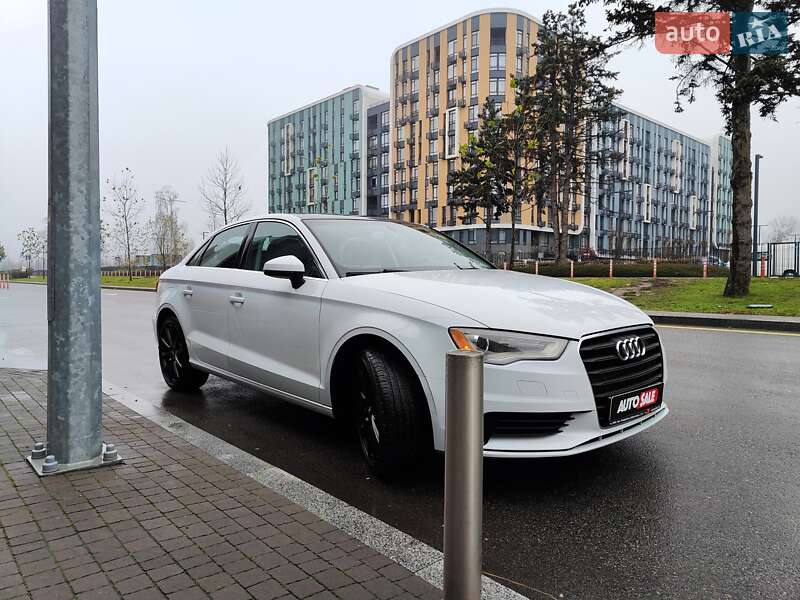 Седан Audi A3 2015 в Києві