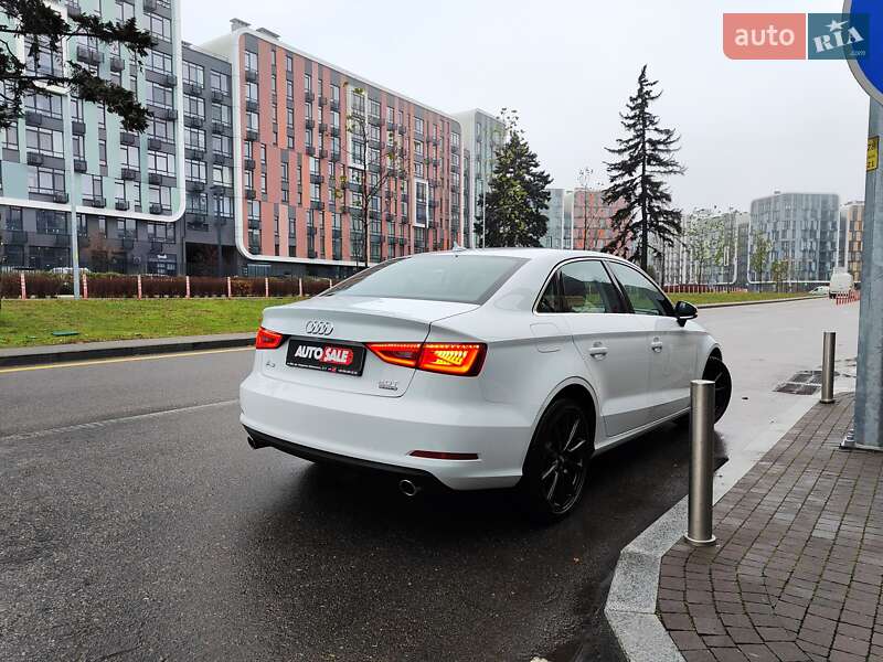 Седан Audi A3 2015 в Києві
