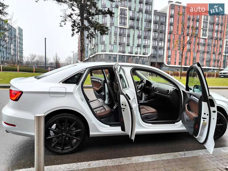 Седан Audi A3 2015 в Києві