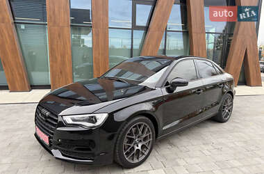 Седан Audi A3 2016 в Луцке