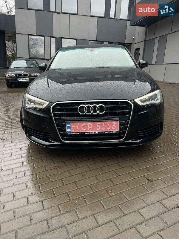 Седан Audi A3 2016 в Києві