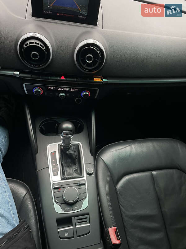 Седан Audi A3 2016 в Києві