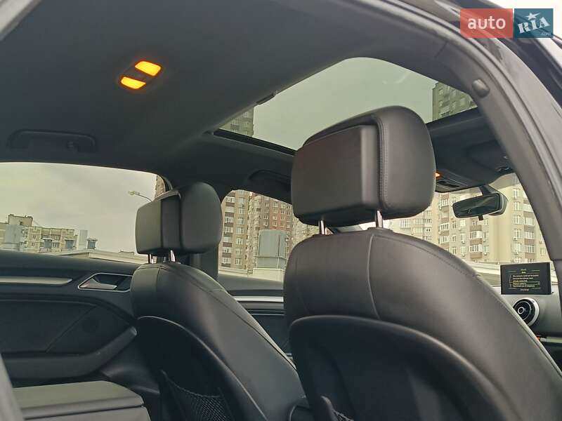Седан Audi A3 2015 в Києві