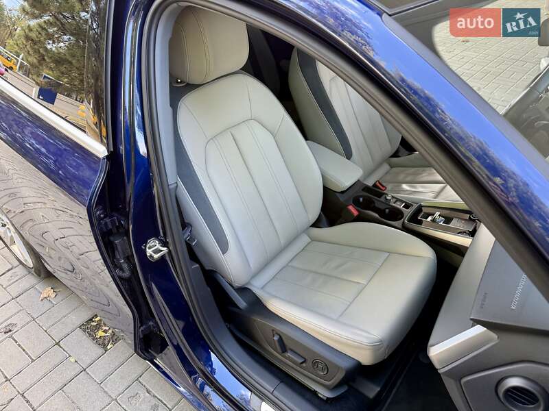 Седан Audi A3 2022 в Дніпрі