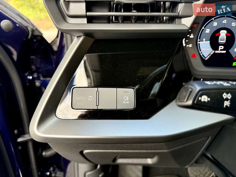 Седан Audi A3 2022 в Дніпрі